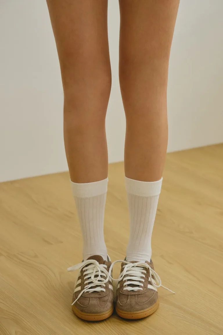 Sheer Cotton Socks 20cm