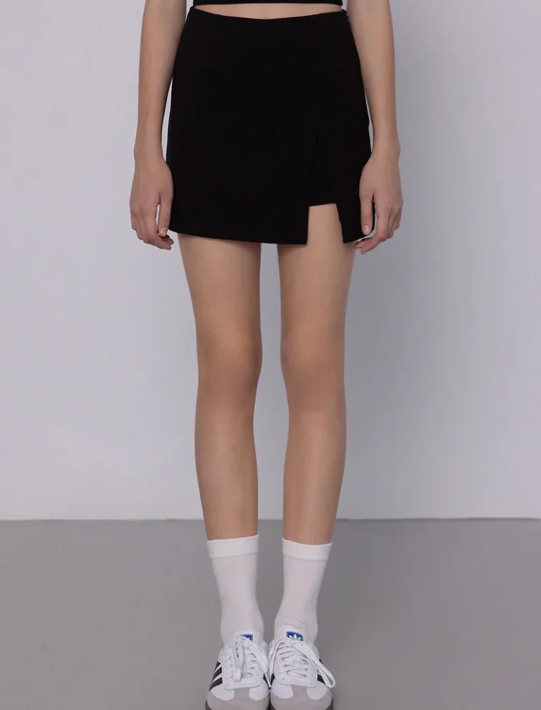 Supreme Mini Skirt - Black