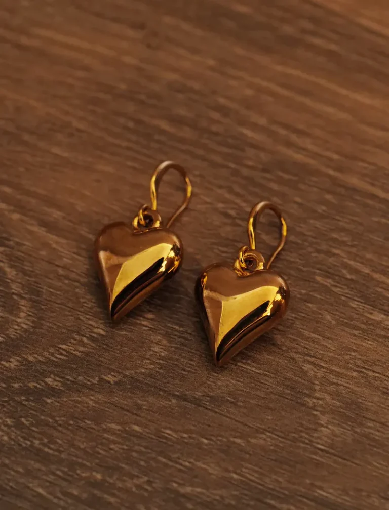 Wrecking Heart Earrings<span> - </span>Gold